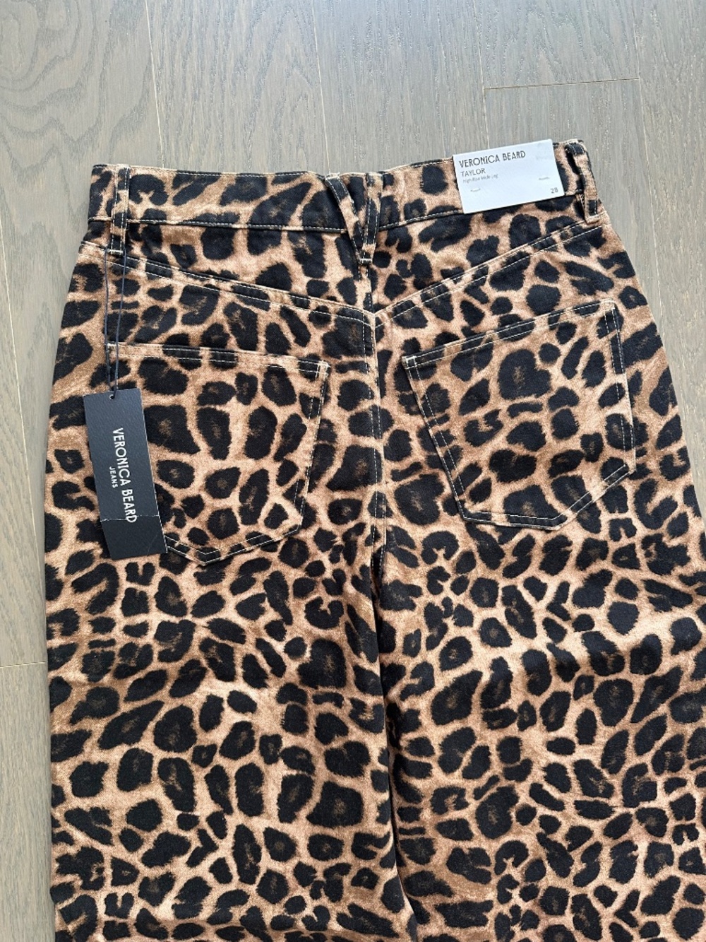 Veronica Beard TAYLOR washed leopard wide leg jeans - with tags - size 28 - Picture 8 of 9
